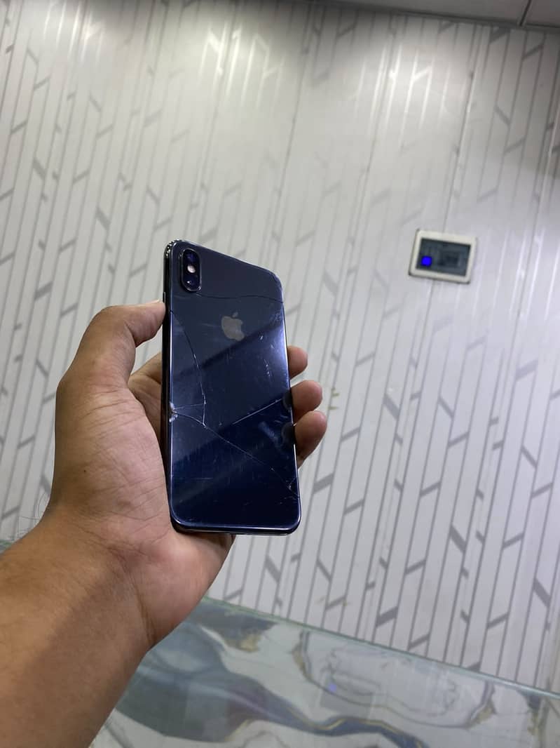 Apple iPhone XS 0