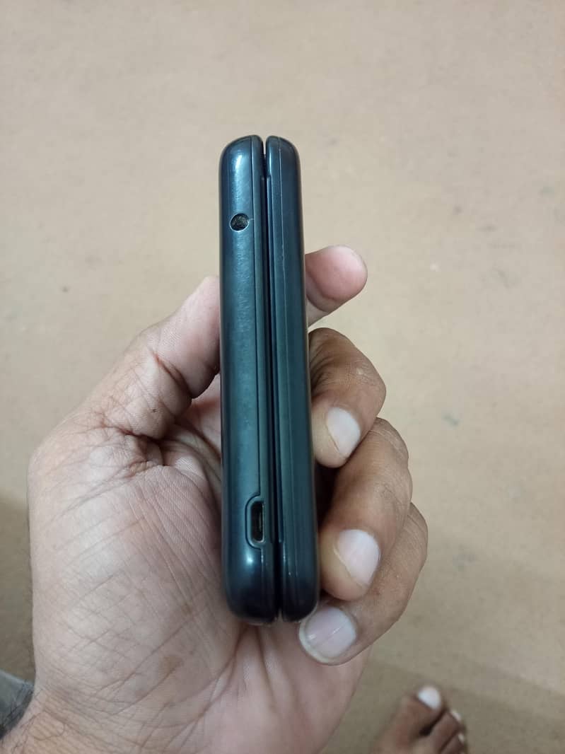Nokia 2660 6