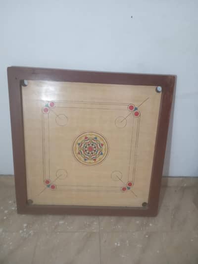 carom board