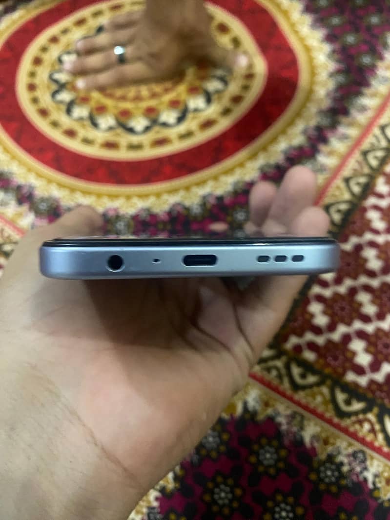 OPPO A6k 3
