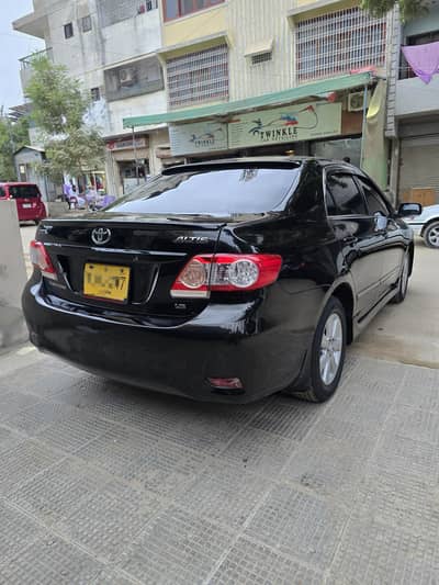 Toyota Corolla Altis 1.6 2012 model