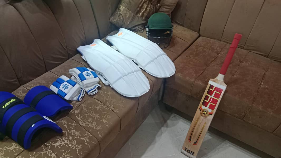 Full cricket kit 1