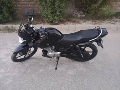 Yahama YBR Just 7700 km milage brand new bike for sale