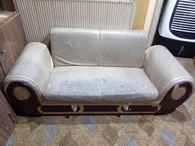 sofa comebed 1