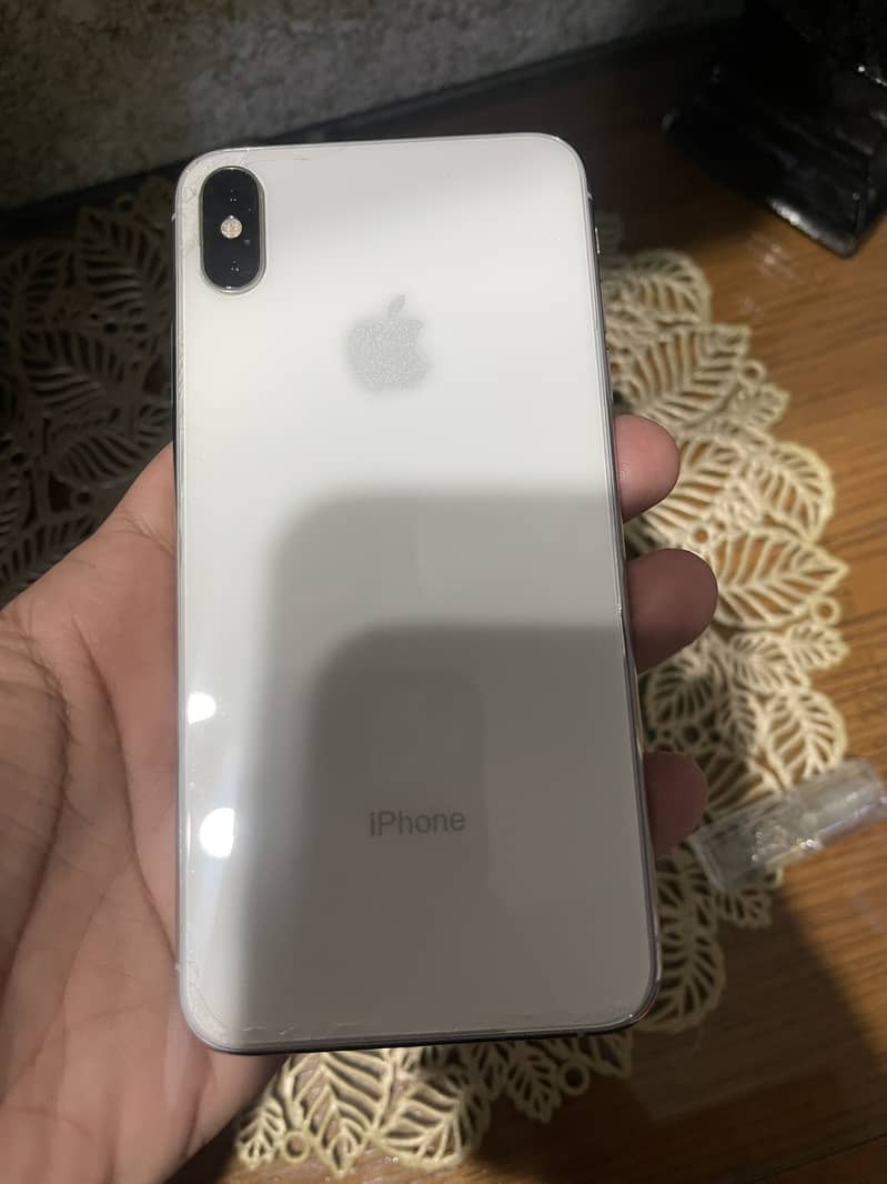 Apple iPhone XS Max 0