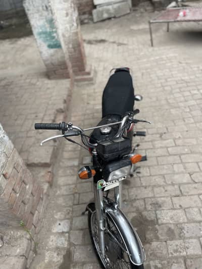 Honda 125 all ok exchange with 70 model 03298162759 call wp
