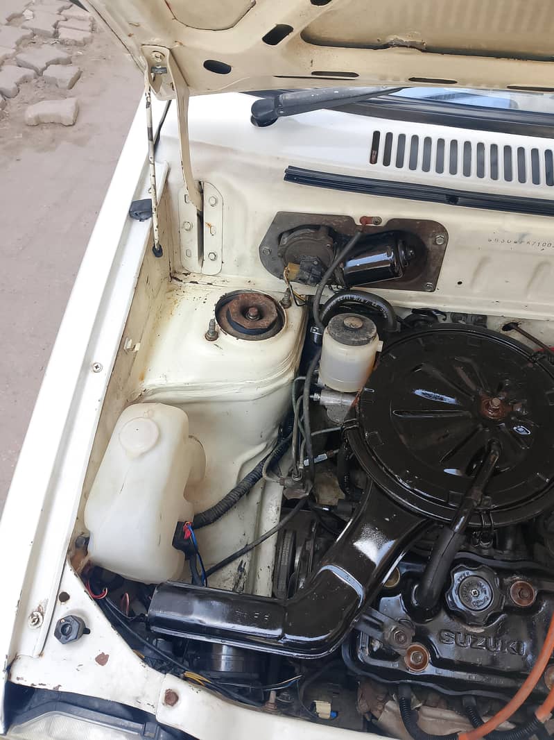 Suzuki Mehran 7