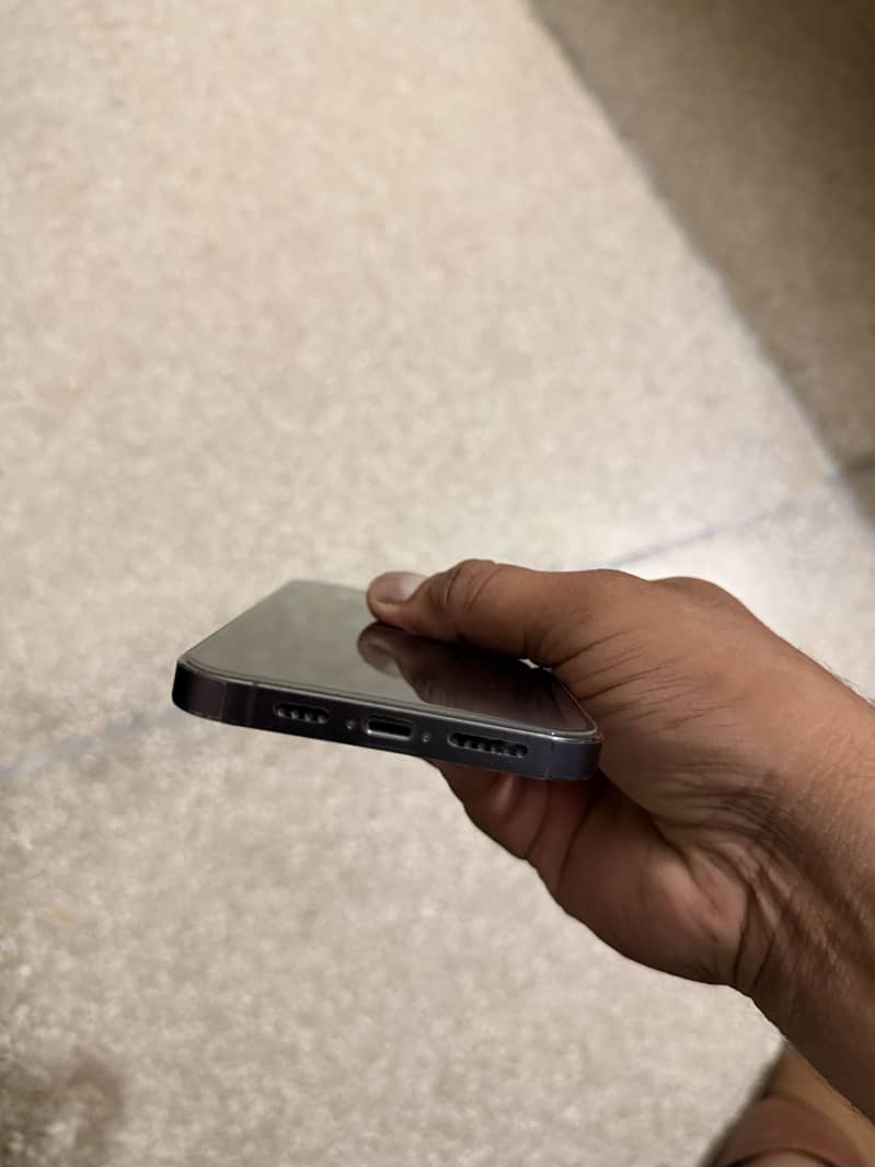 Apple iPhone 14 Pro Max 1