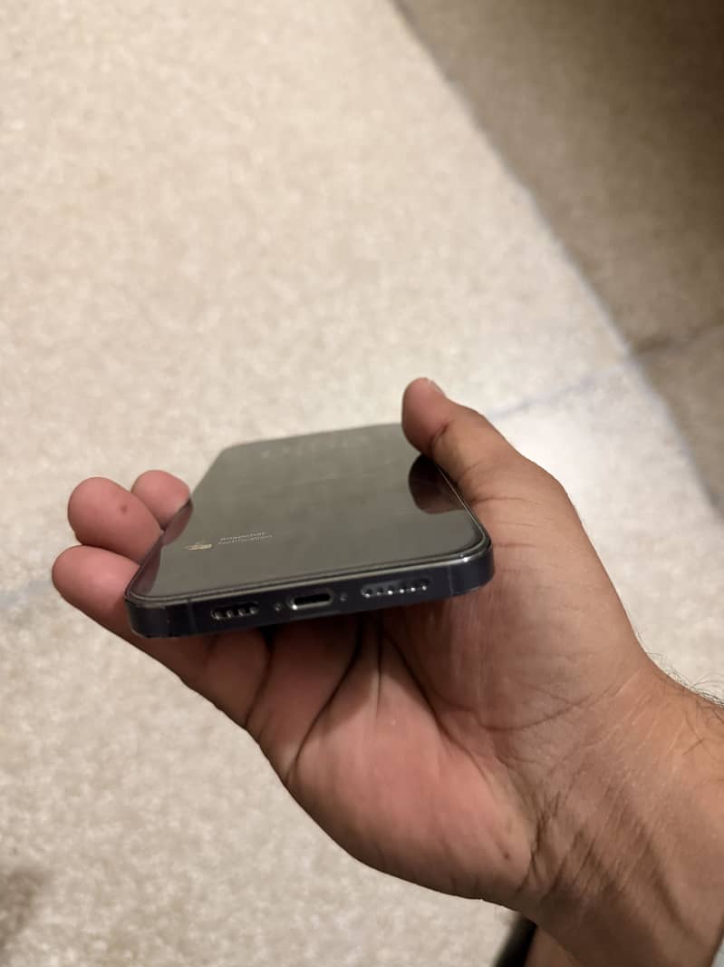 Apple iPhone 14 Pro Max 3