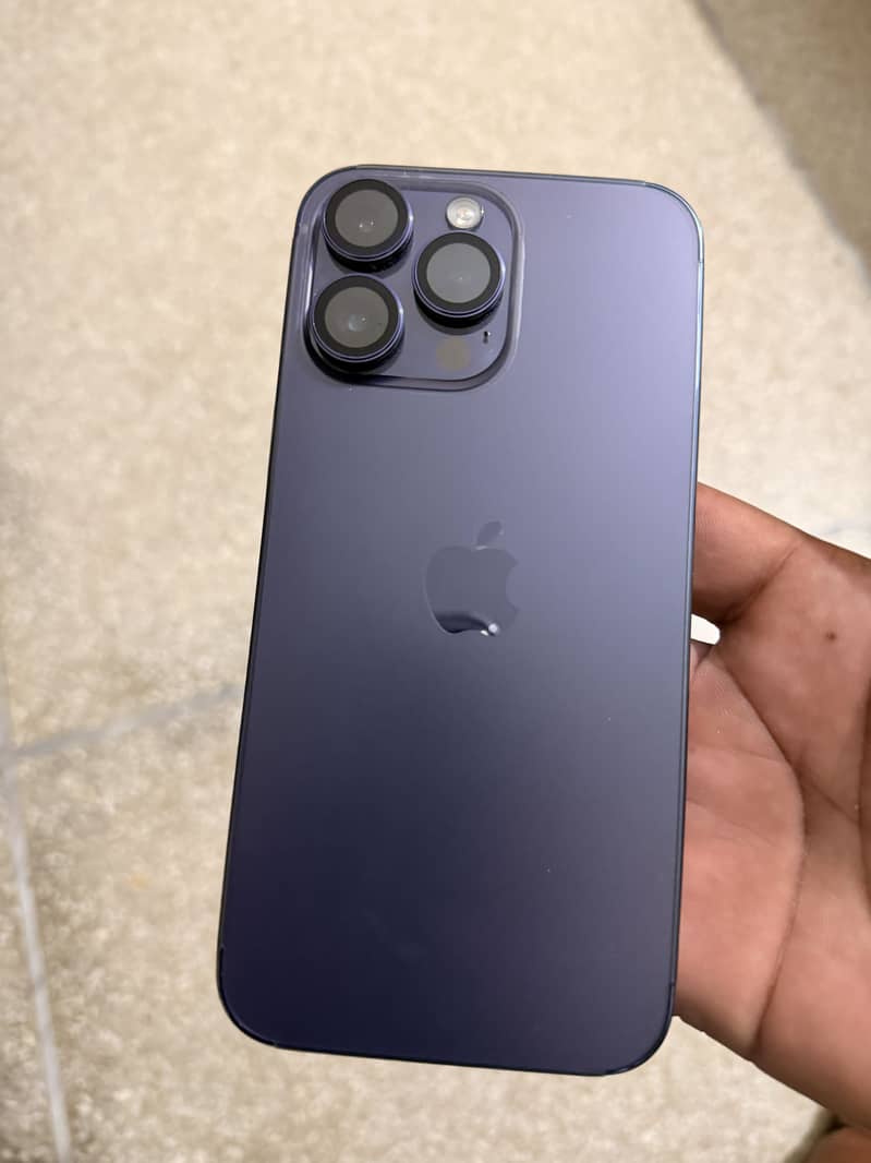 Apple iPhone 14 Pro Max 9