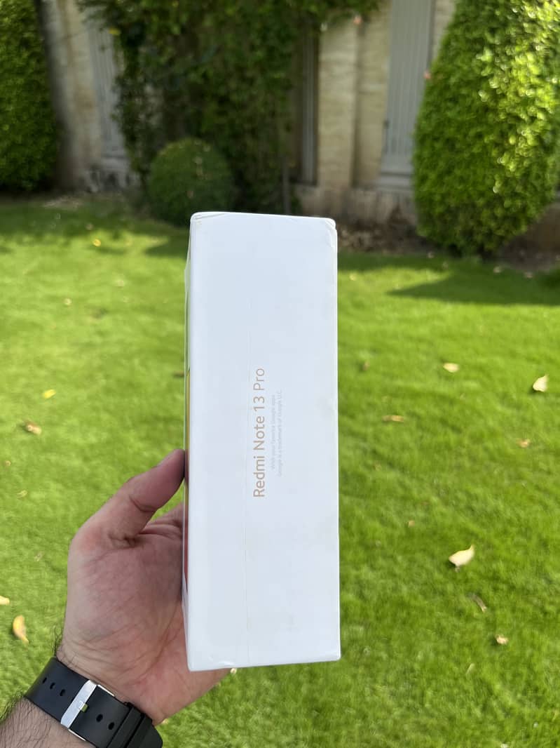 Xiaomi Redmi Note 13 Pro 3