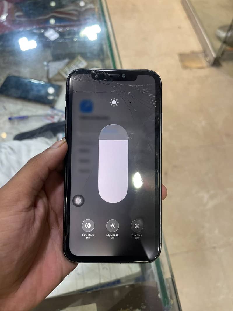 Apple iPhone 11 2
