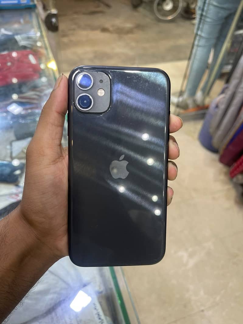 Apple iPhone 11 3