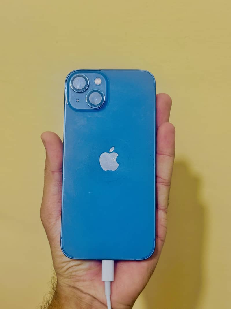 Apple iPhone 13 3