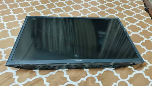 Samsung led model : UA32J4003AK