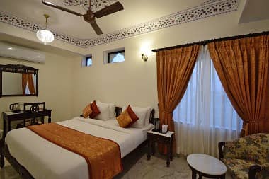 Rooms Flats Per Day & Short Time Stay Best Guest House Hotel Rooms