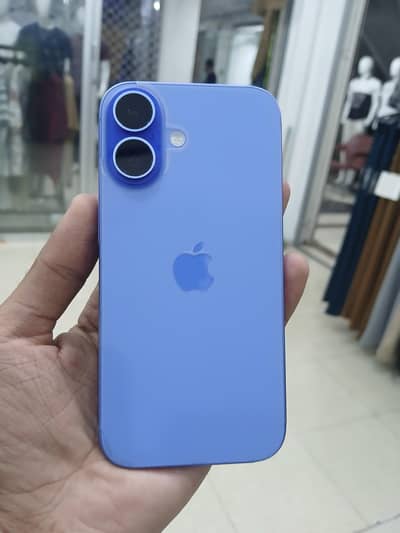 Apple iPhone 16