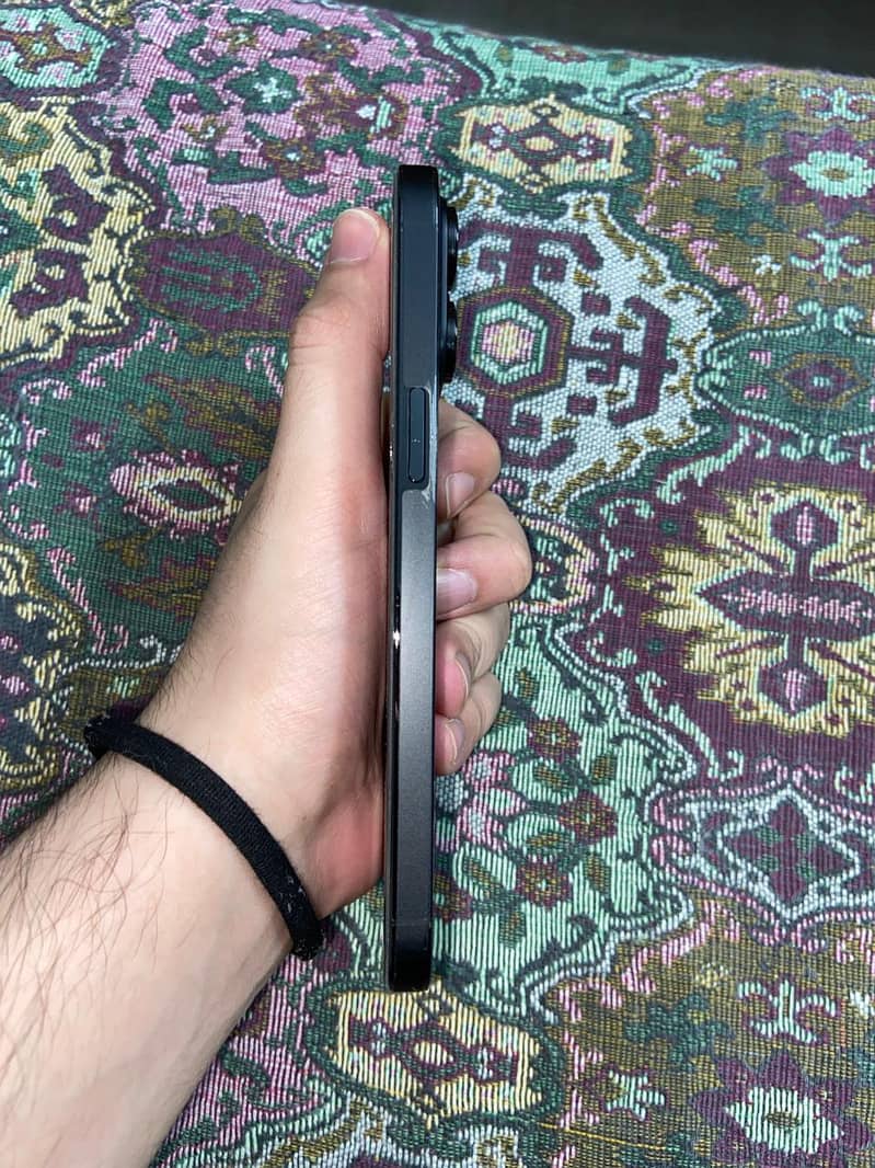 iPhone 14 Pro Max 6
