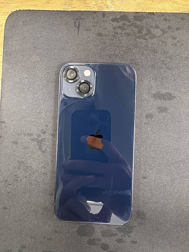 Apple iPhone 13 6