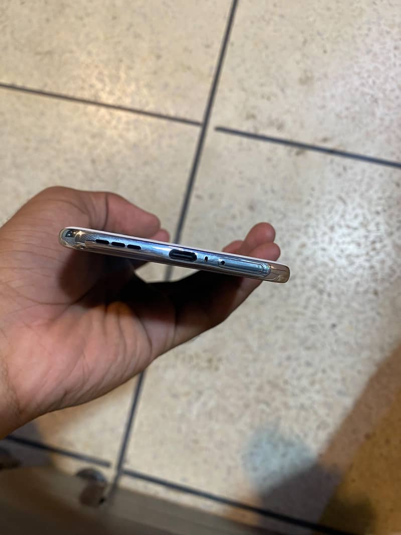 Tecno spark 40 pro Plus 4