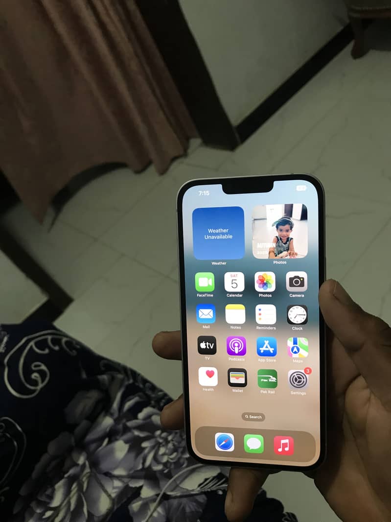 Apple iPhone 14 plus 3