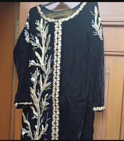 Party wear, wedding wear, Shaadi wear (threads and motifs, bissino)