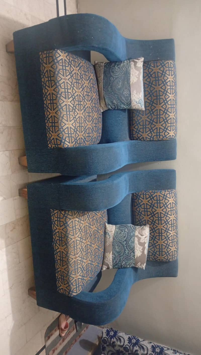 7 Seater Sofa Set. 2