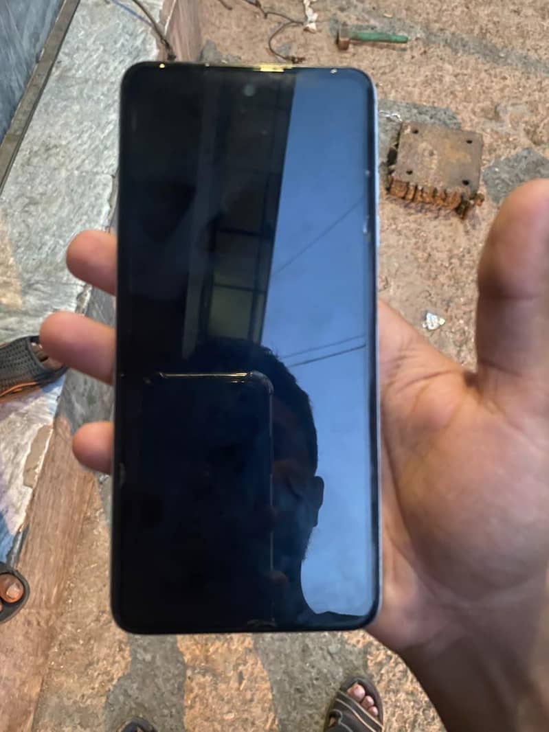 Tecno Spark 20C 3