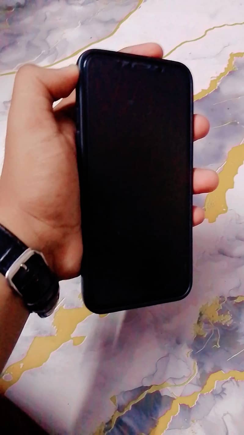 Apple iPhone 11 Pro Max 3