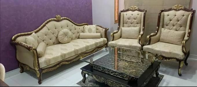 7 seat's sofa with center Table