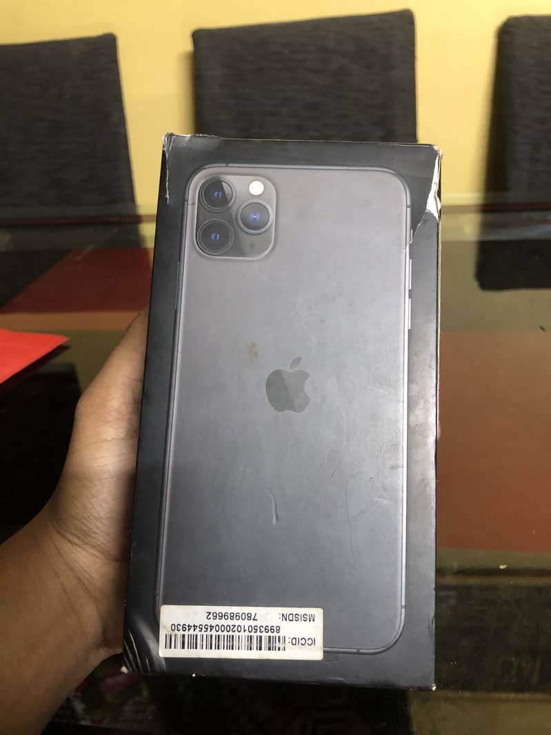 Apple iPhone 11 Pro Max 5