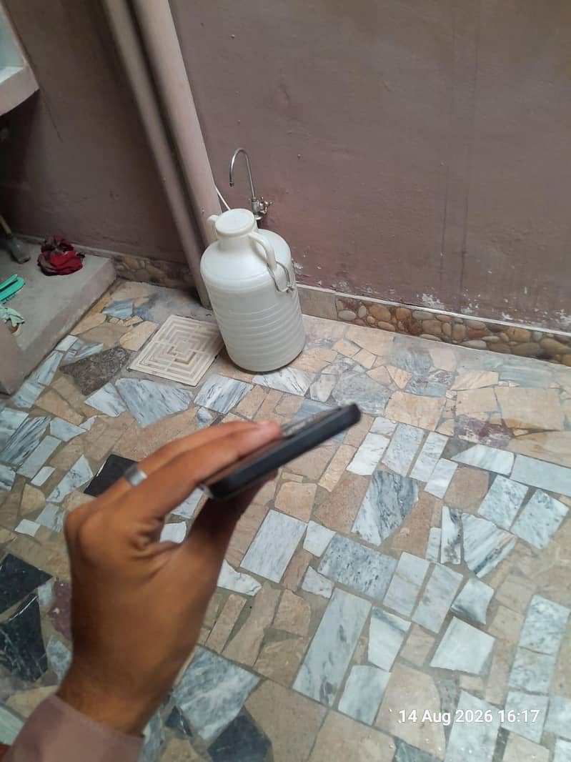 OPPO A57 4