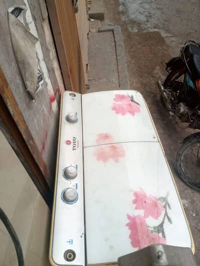 Toyo washing machine