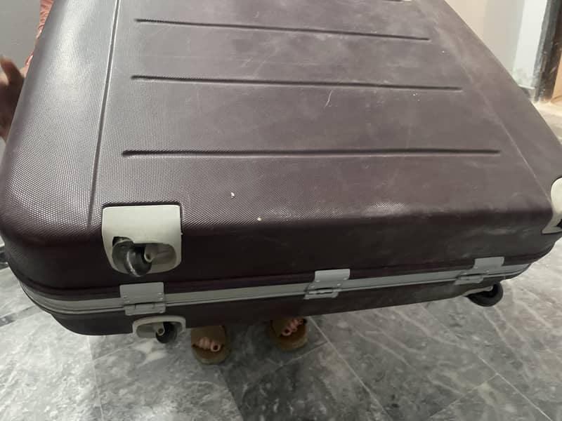 Suit case 3