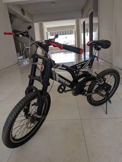 very new cycle just got it renewed from neela gumbat