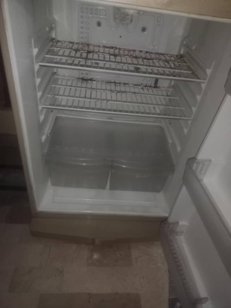 Dawlance Refrigerator 3