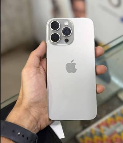 iPhone 15 Pro Max JV | 98% Battery | 151 Cycles | 10/10 | With Box