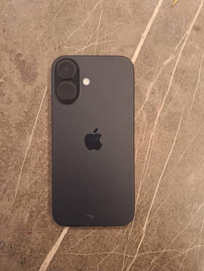 Apple iPhone 16