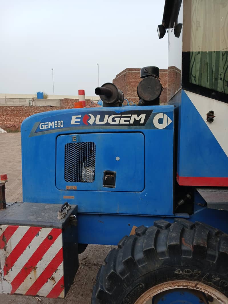 Loader 2016 model 10/8 2