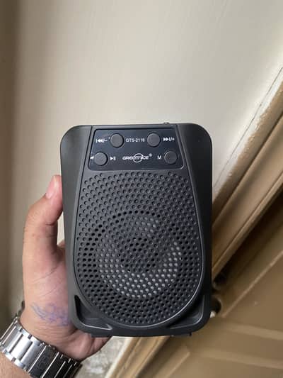 Speaker and mic