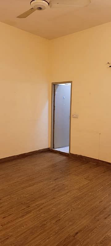 Upper portion for rent in cavalry ground