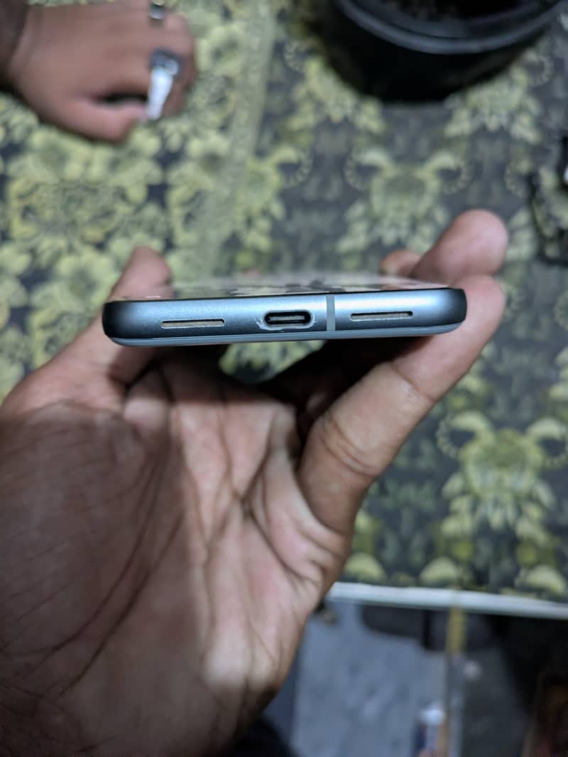 Google Pixel 8 1