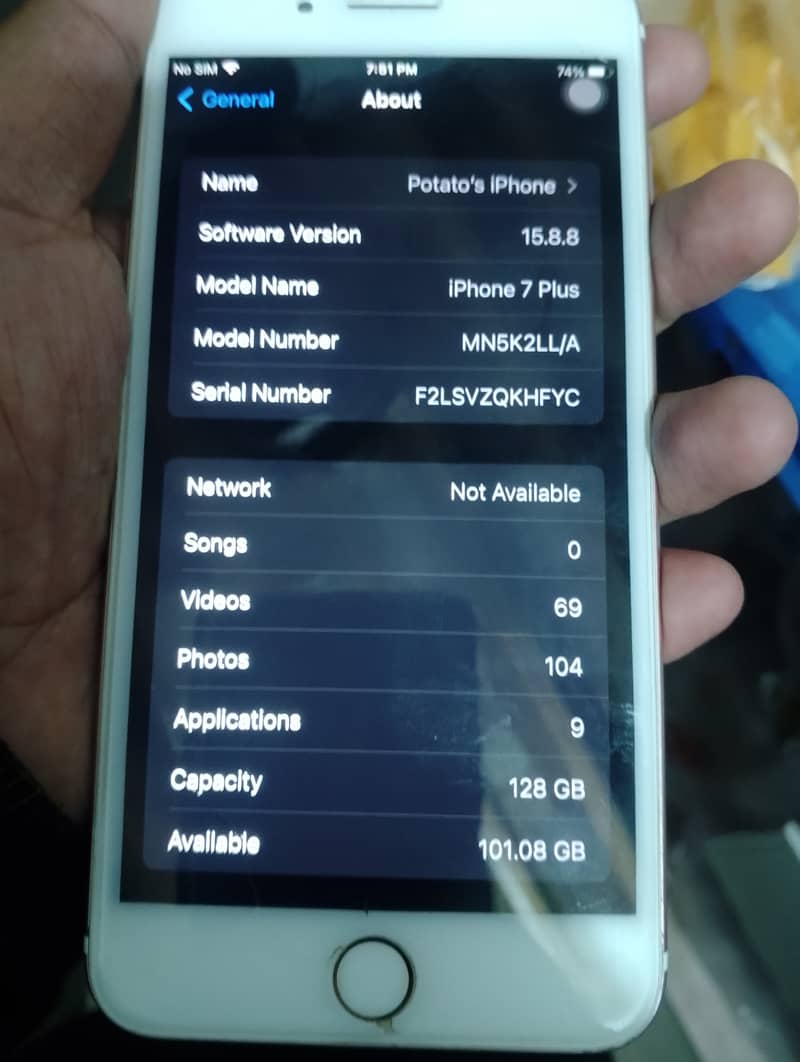 Apple iPhone 7 Plus 0