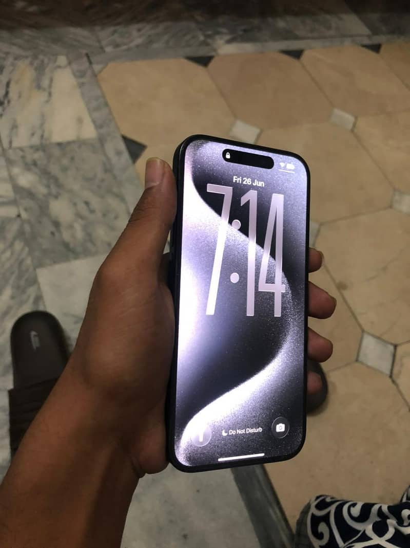 Apple iPhone 15 Pro 1