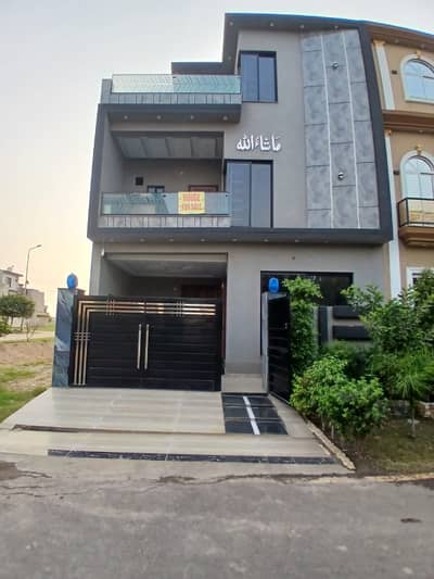 FIVE MARLA MODREN HOUSE FOR SALE