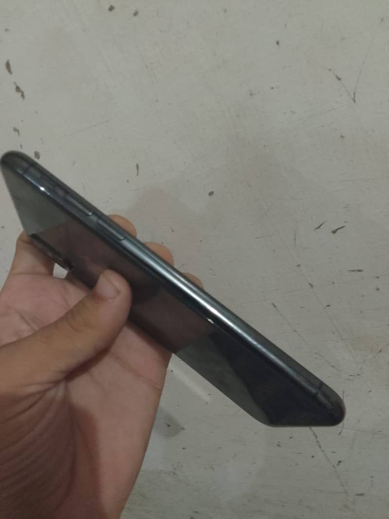 Apple iPhone X 2