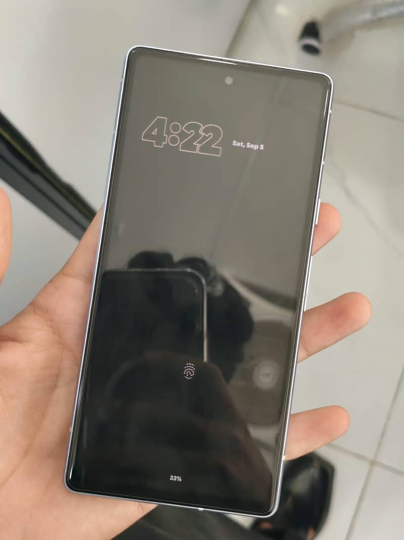 Google Pixel 7a 5