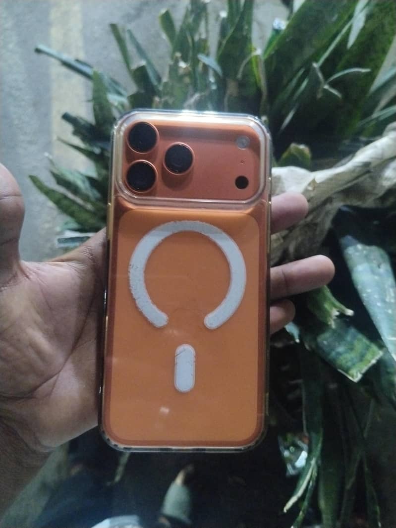 Apple iPhone 17 Pro Max 1