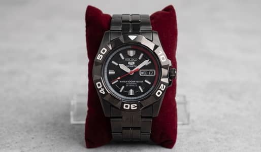 Original Seiko 5 Sports Automatic 23 Jewels