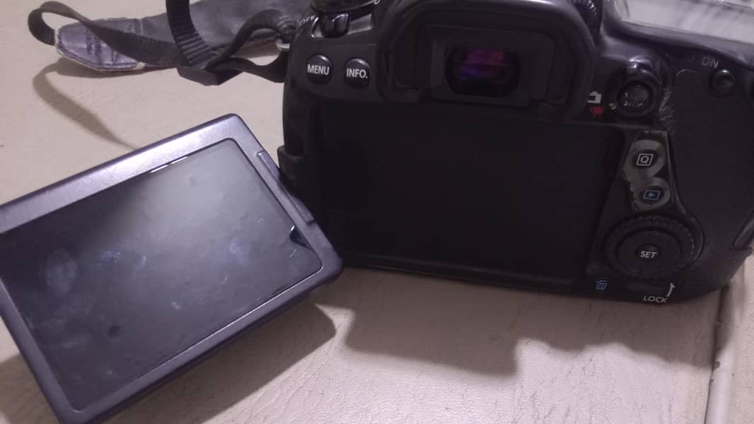 canon 80d 7